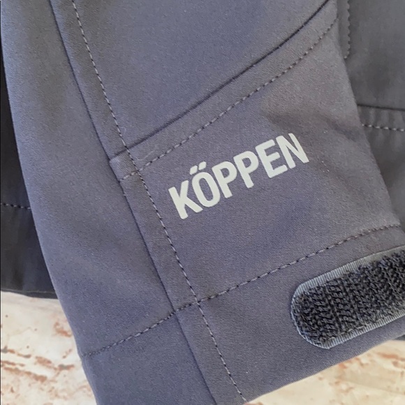 Koppen Women’s Dark Gray and Pink Coat - Picture 4 of 5